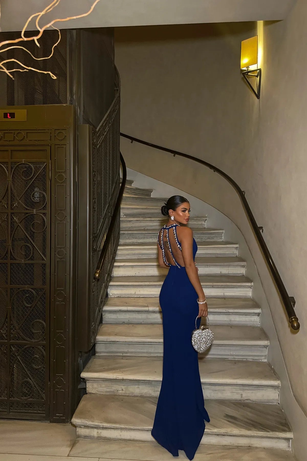 Vestido elegante com pérolas Saxe
