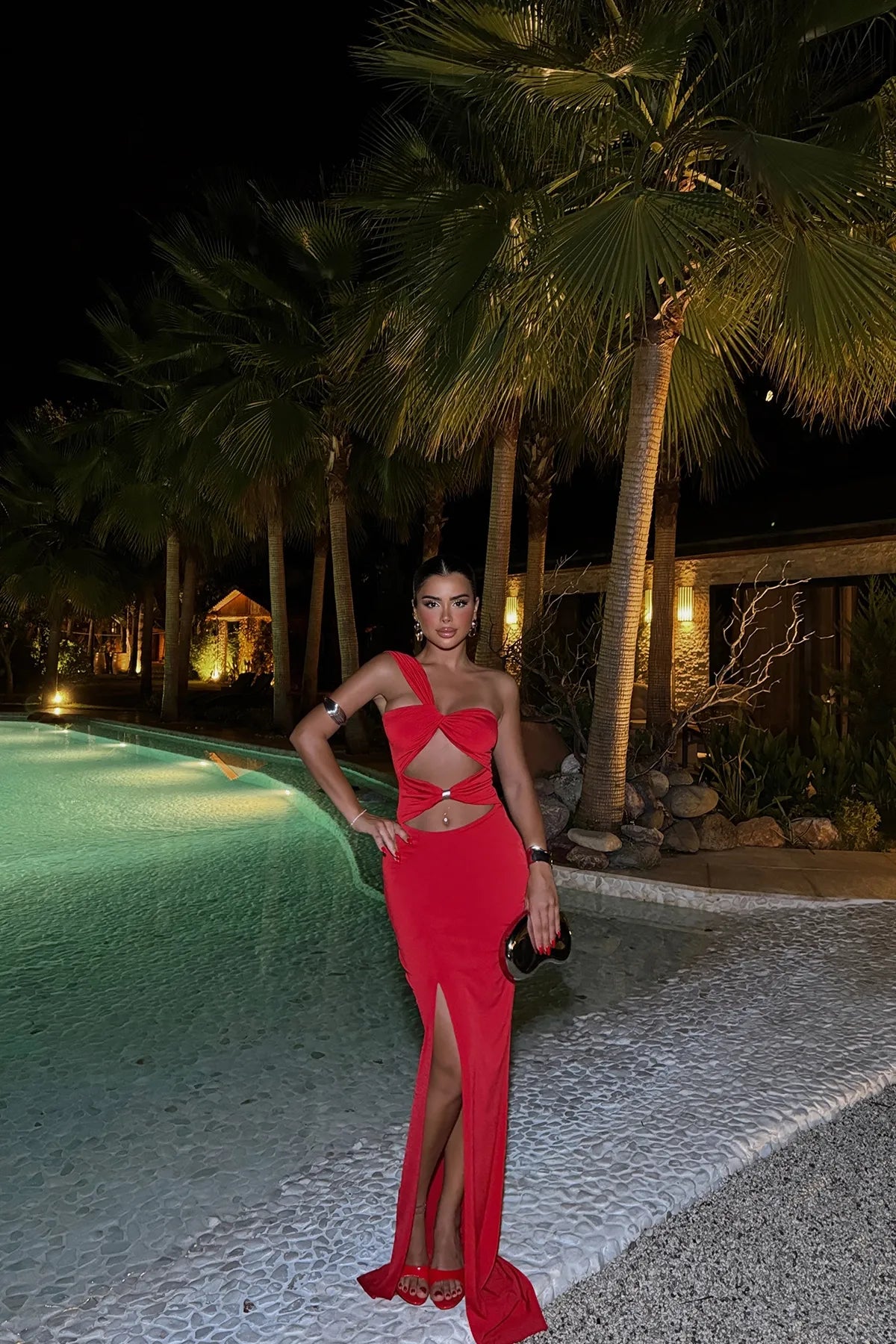 Vestido ousado moderno
