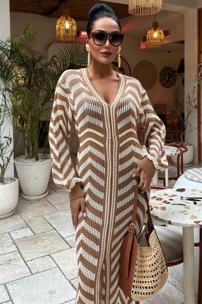 Vestido casual com pormenor de renda