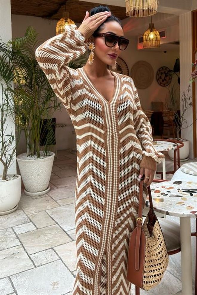 Vestido casual com pormenor de renda
