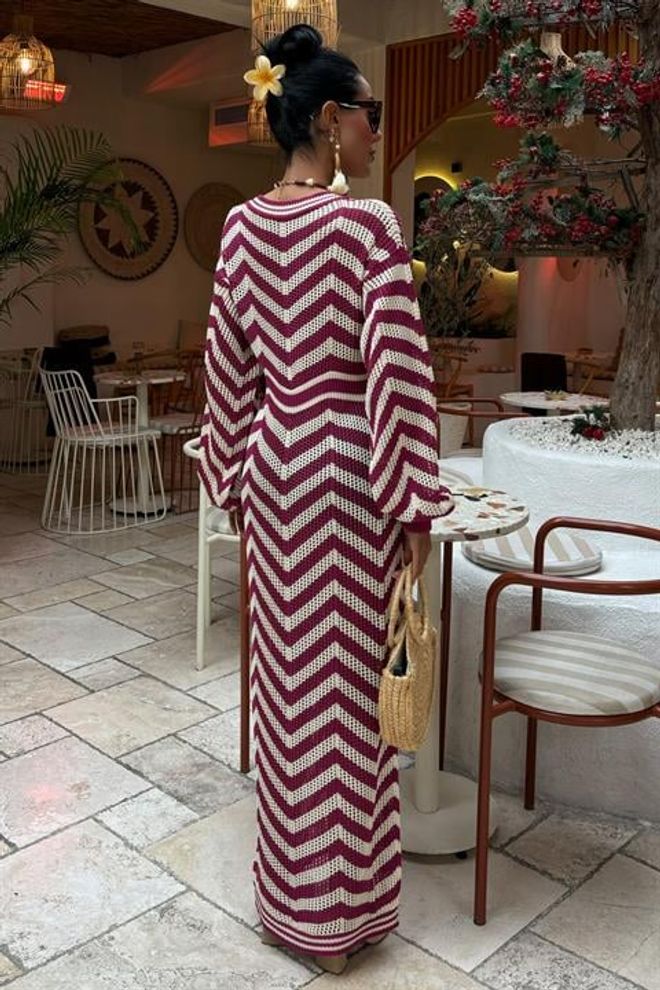 Vestido casual com pormenor de renda