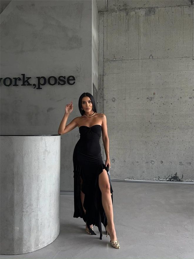 Vestido Sandy Sem Alças Com Fenda Preto