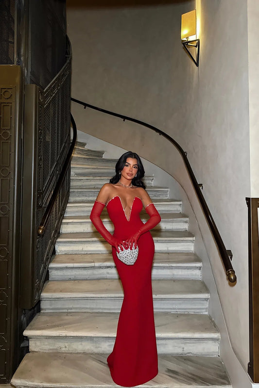 Vestido elegante com corte deslumbrante