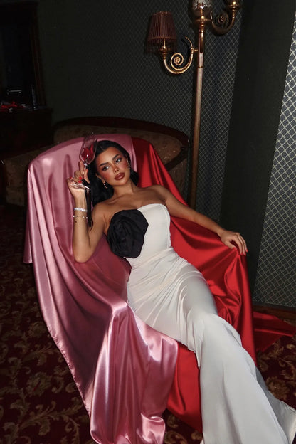 Vestido elegante e sofisticado branco