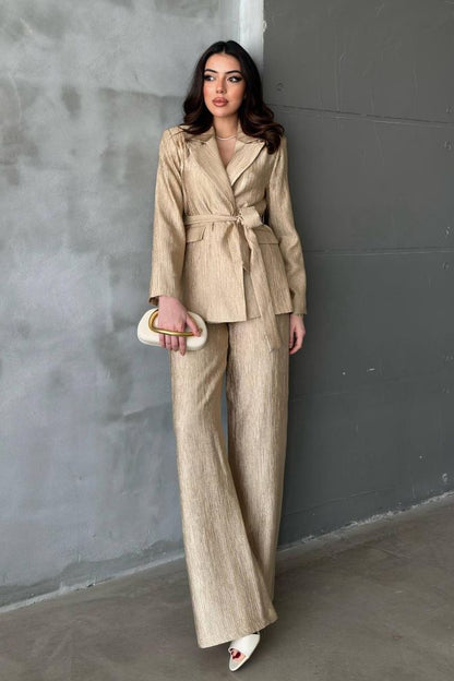 Conjunto Texturado com Cinto