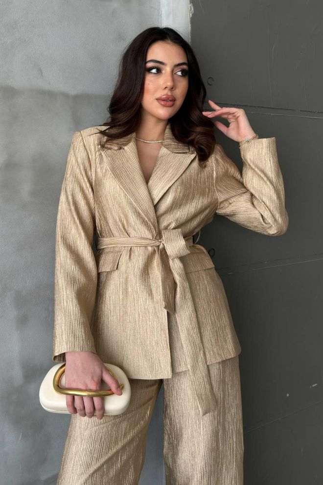 Conjunto Texturado com Cinto