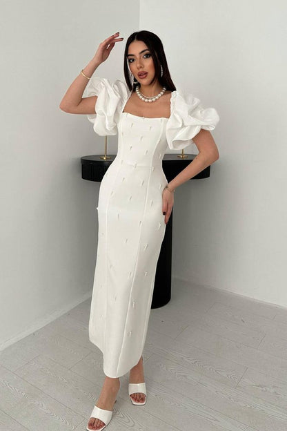 Vestido Mangas Balão com Pérolas