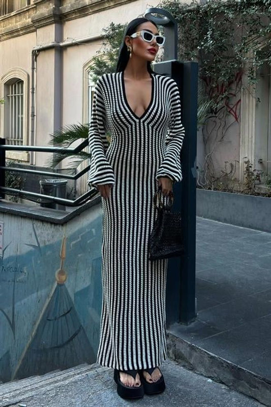 Vestido croché com decote V