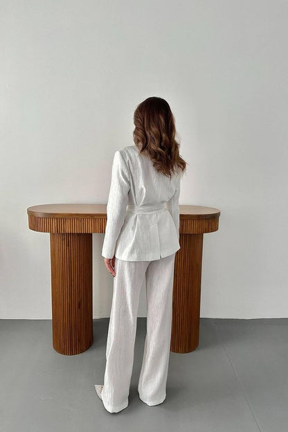 Jaqueta e Calça Com Cinto De Cintura Terno Brilhante