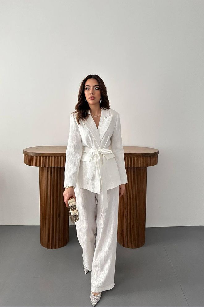 Jaqueta e Calça Com Cinto De Cintura Terno Brilhante