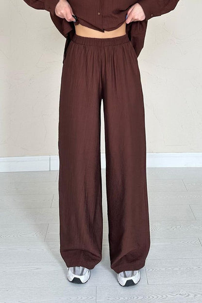 Conjunto De Camisa Alice E Calças Folgadas