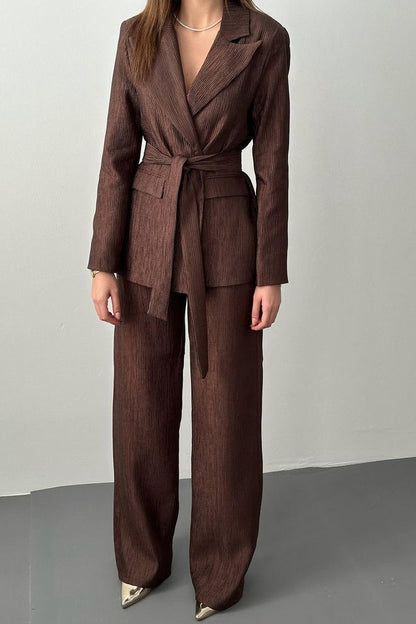 Jaqueta e Calça Com Cinto De Cintura Terno Brilhante