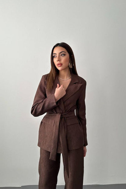 Jaqueta e Calça Com Cinto De Cintura Terno Brilhante