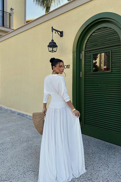 Vestido Longo Com Detalhes.